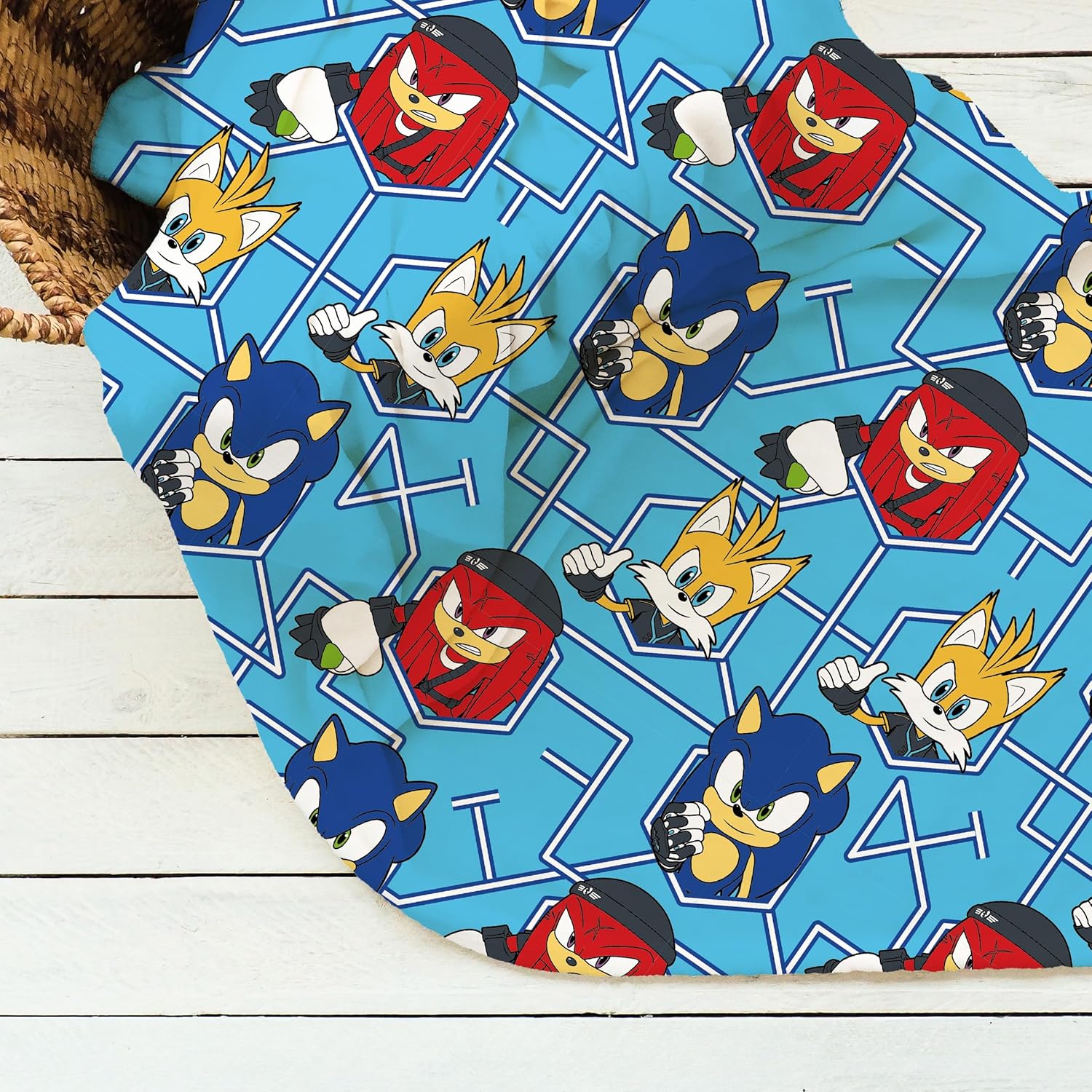 Fully Licensed Sonic, Knuckles and Tails Fleece Blanket pk of 3 - Image 3